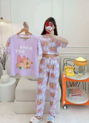 ست سه تیکه تیشرت کراپ و شلوار نخ پنبه وارداتی